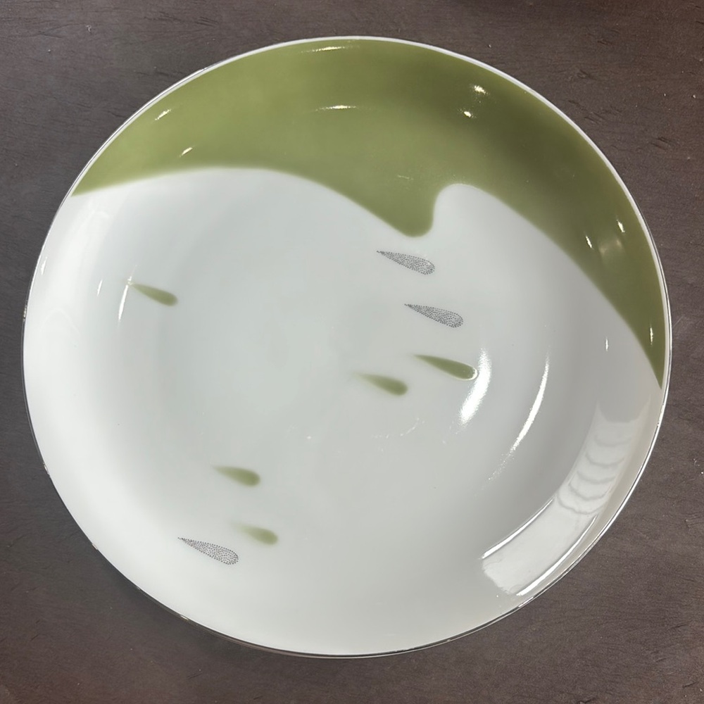 Fine Se Yei Porcelain 10.5” Dinner Plates (2) Japanese